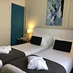 Hotell Dauphin 3*