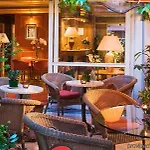 Dauphin Hotell