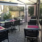 Dauphin Hotell