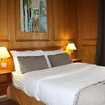 Hotell Dauphin 3*