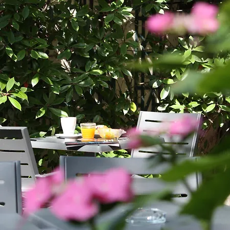 Dauphin Hotel Puteaux