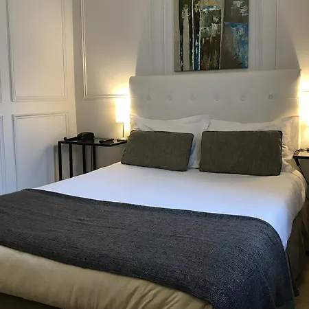 Dauphin Hotel Puteaux