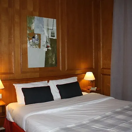 Dauphin 3*