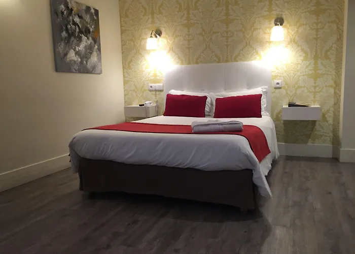 Dauphin Hotel Puteaux